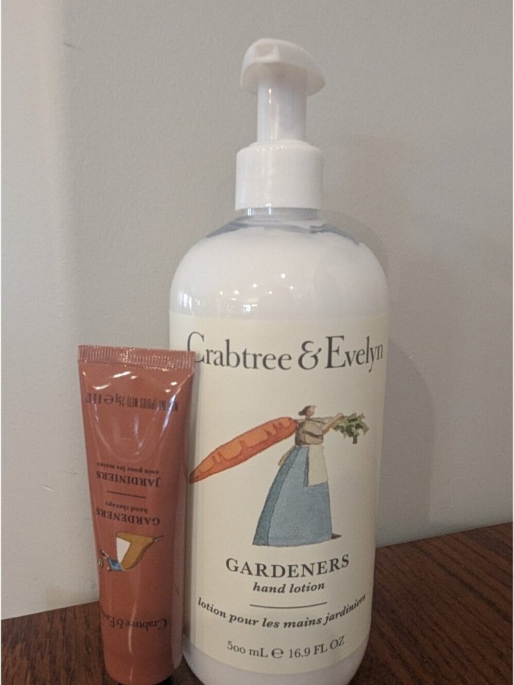 New Crabtree & Evelyn "Gardeners" Luxury Liquid Hand Lotion & Hand Therapy Set - Picture 5 of 13